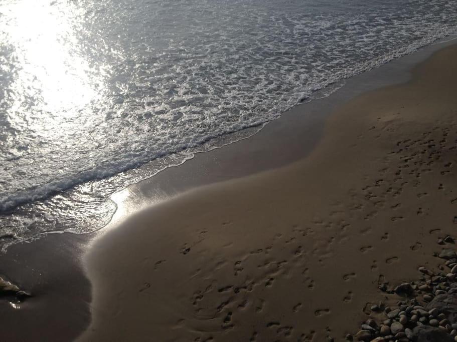Casa Noemi, A Pochi Passi Dalle Spiagge E Dal Centro Di Arma Di Taggia. Buitenkant foto